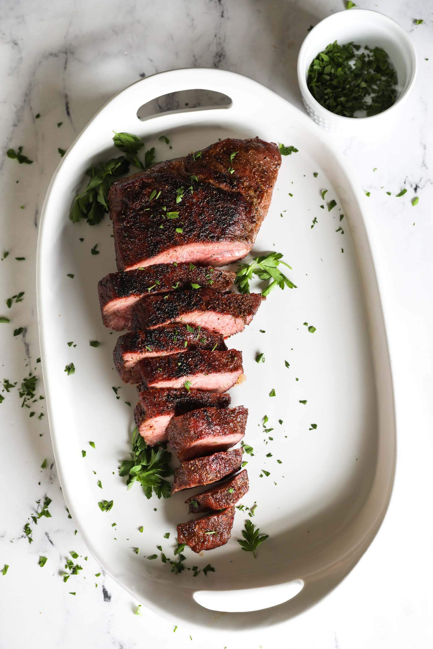 Achieve Perfect Crust & Smoky Flavor: Smoked Tri Tip Guide