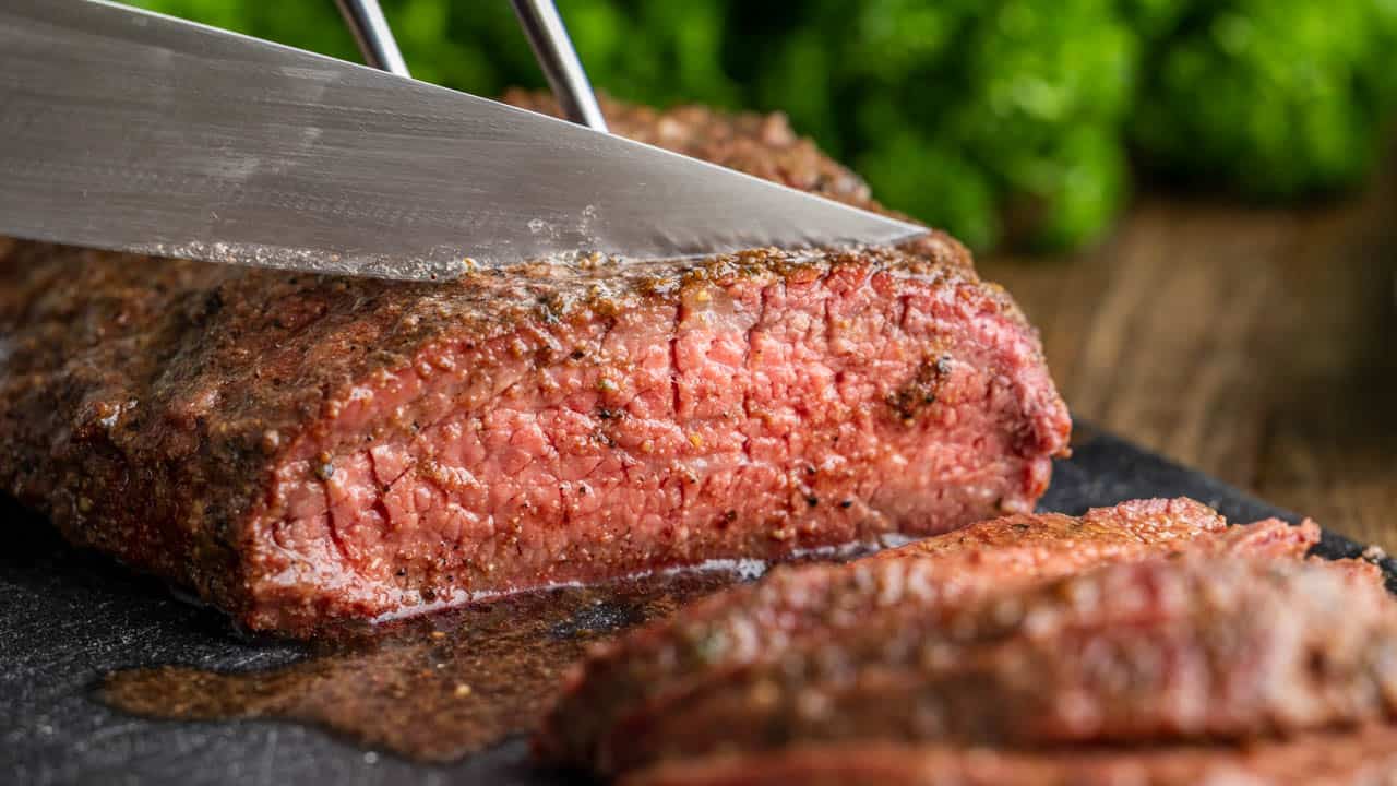 Easy Smoked Tri Tip: Simple Steps for a Show-Stopping Roast